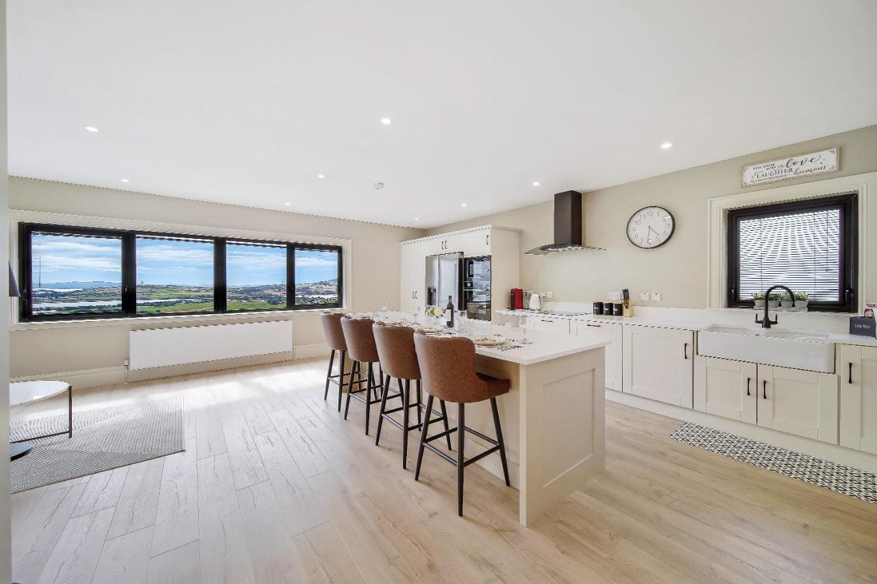 Rockstown Seaview Lodge Apartment 'Sleeping 4 Guests' מראה חיצוני תמונה