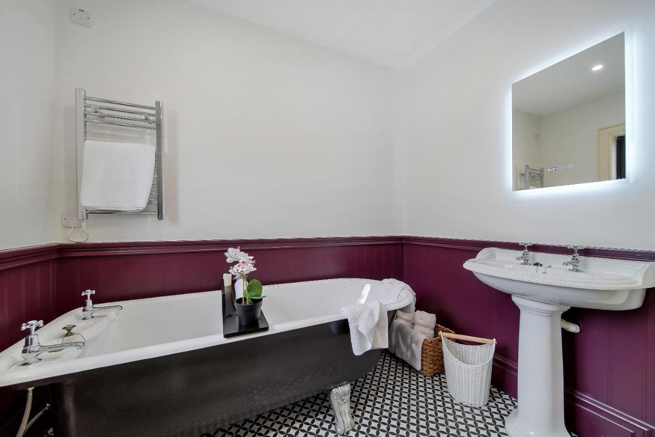 Rockstown Seaview Lodge Apartment 'Sleeping 4 Guests' מראה חיצוני תמונה