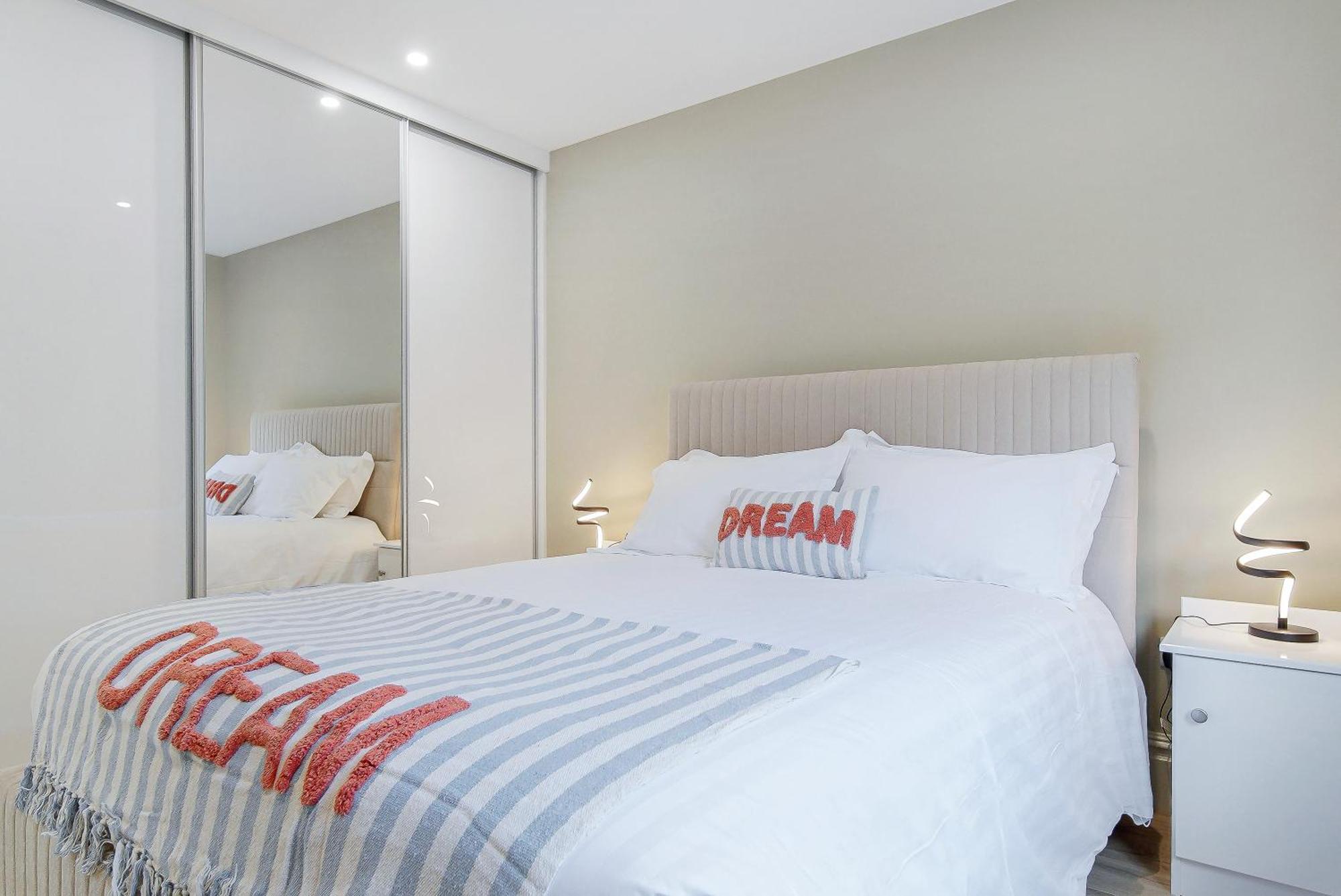 Rockstown Seaview Lodge Apartment 'Sleeping 4 Guests' מראה חיצוני תמונה